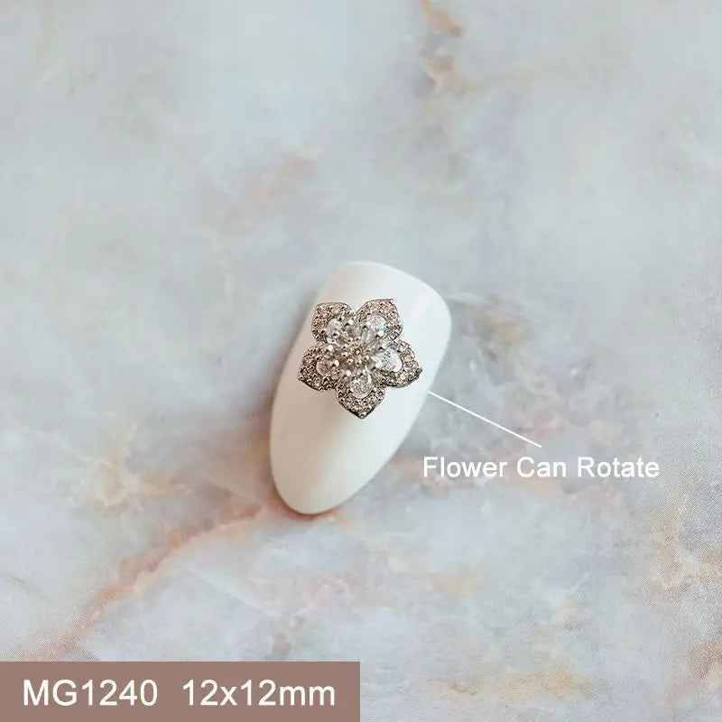 10pcs Xmas Christmas Tree Rotating Snowflakes Zircon Nail Art Manicure Nails Accessories DIY Nail Decorations Supplies Charms