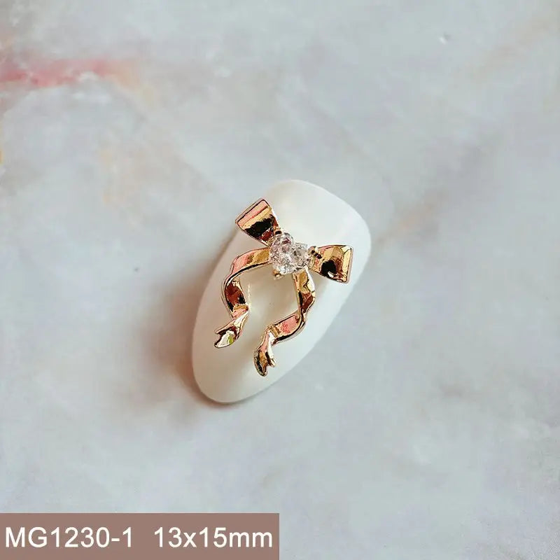 10pcs Xmas Christmas Tree Rotating Snowflakes Zircon Nail Art Manicure Nails Accessories DIY Nail Decorations Supplies Charms