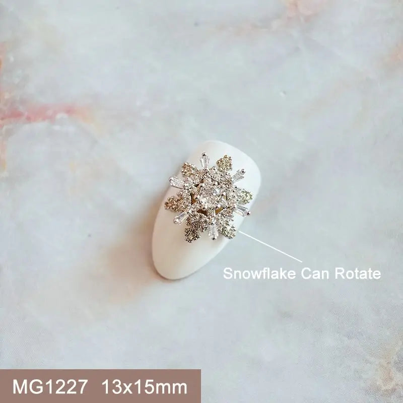 10pcs Xmas Christmas Tree Rotating Snowflakes Zircon Nail Art Manicure Nails Accessories DIY Nail Decorations Supplies Charms