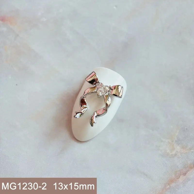 10pcs Xmas Christmas Tree Rotating Snowflakes Zircon Nail Art Manicure Nails Accessories DIY Nail Decorations Supplies Charms